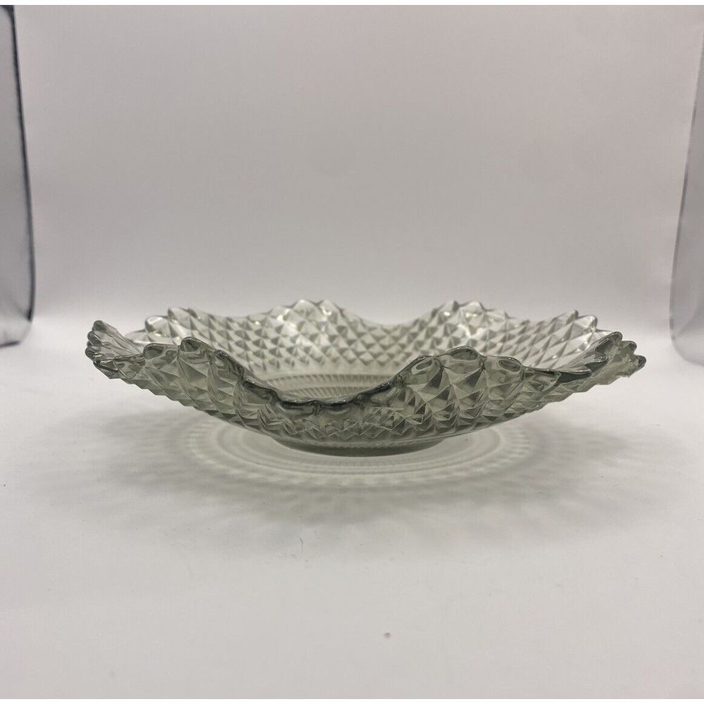 Indiana Glass Clear/Gray‎ Diamond Point Cut Glass Round Candy Dish Ruffled Edge - Picture 4 of 5